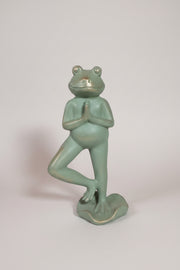Poly Resin Greeting Frog 12x8x24cm