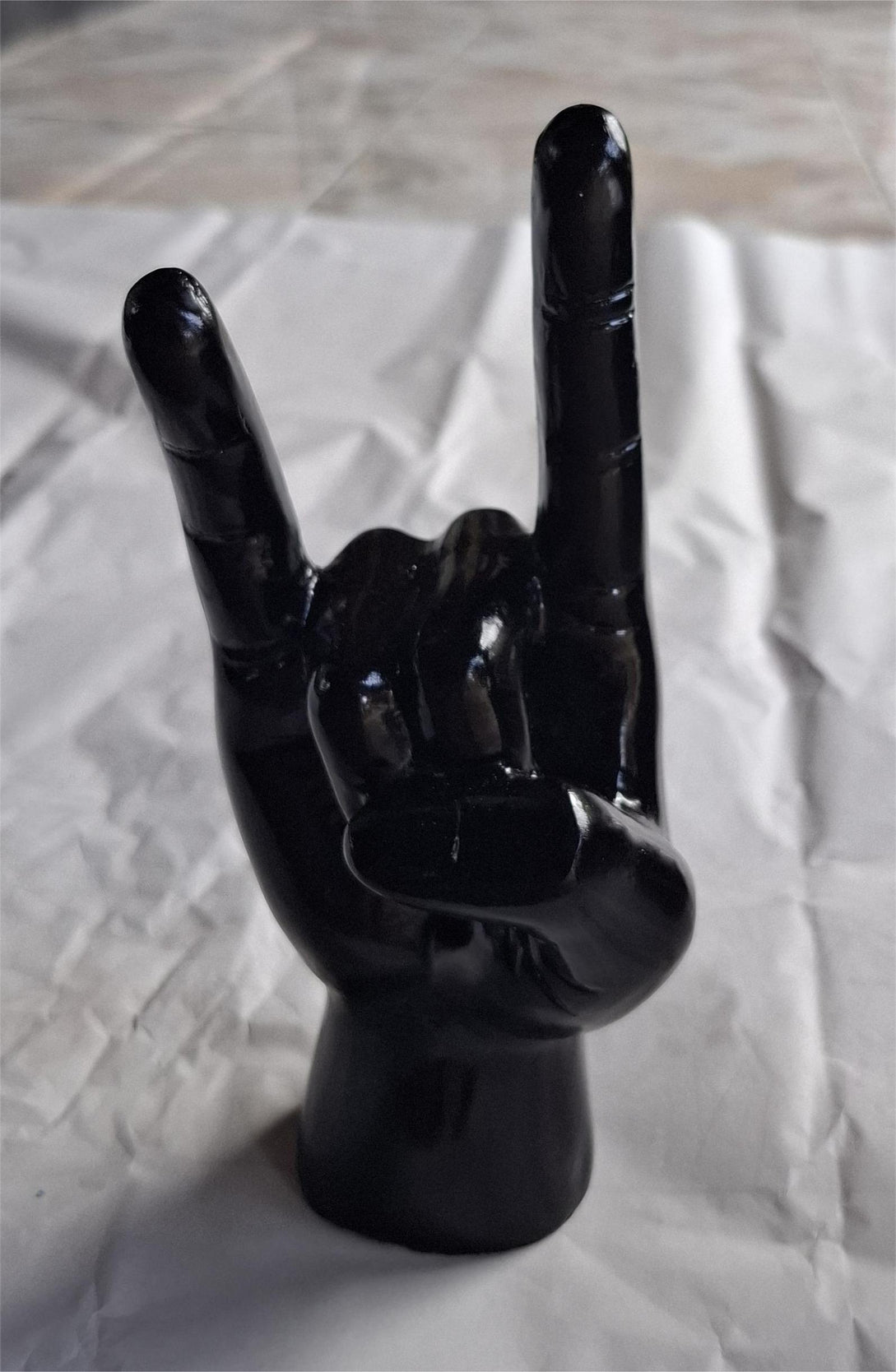 Poly Resin Hang Loose Hand  10x8x22cm