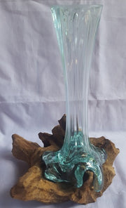 Gamal Root With Vase