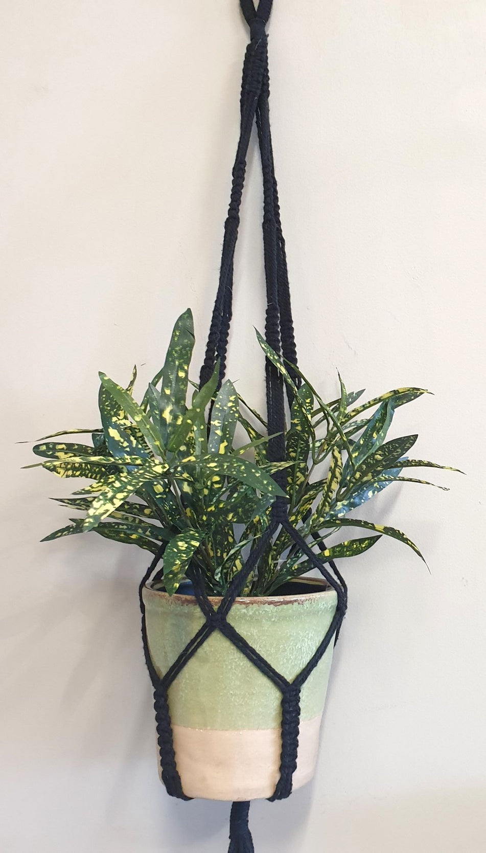 Macrame Pot Plant Hanger 5 Strings